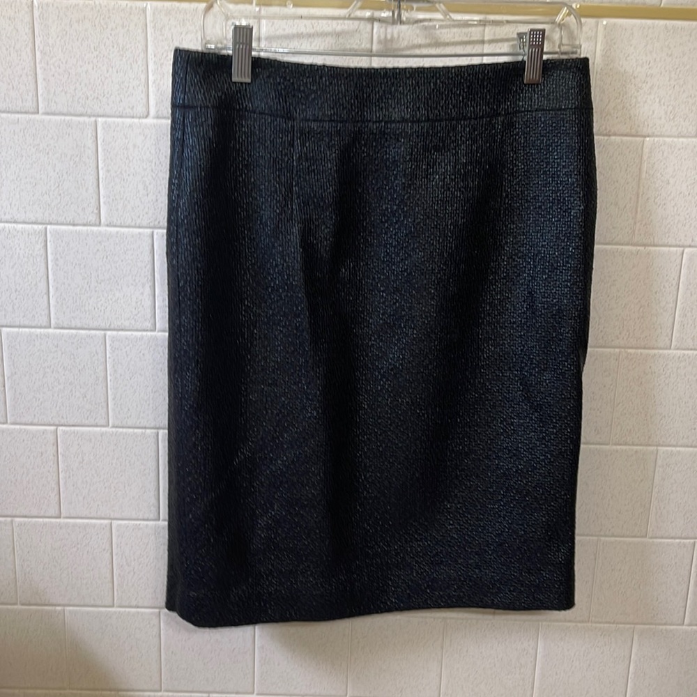Banana Republic Lined Black Skirt w/ tags Size 8 Textured- Cotton/Poly